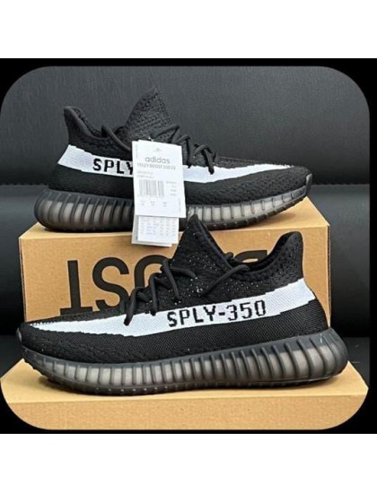 Adidasi Yeezy Boost Cod: YB2025